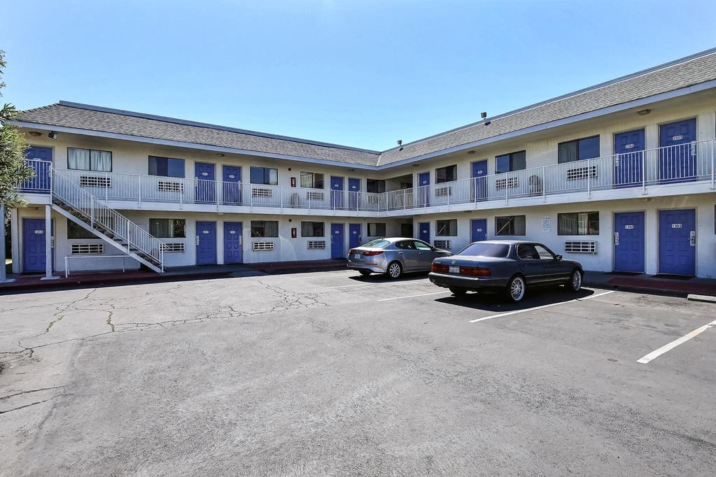 Motel 6-Oakland, Ca - Airport Bagian luar foto