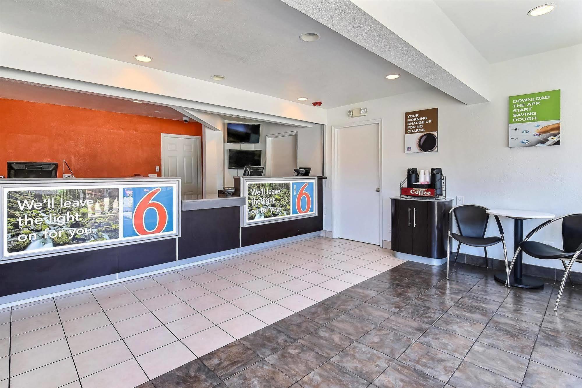 Motel 6-Oakland, Ca - Airport Bagian luar foto